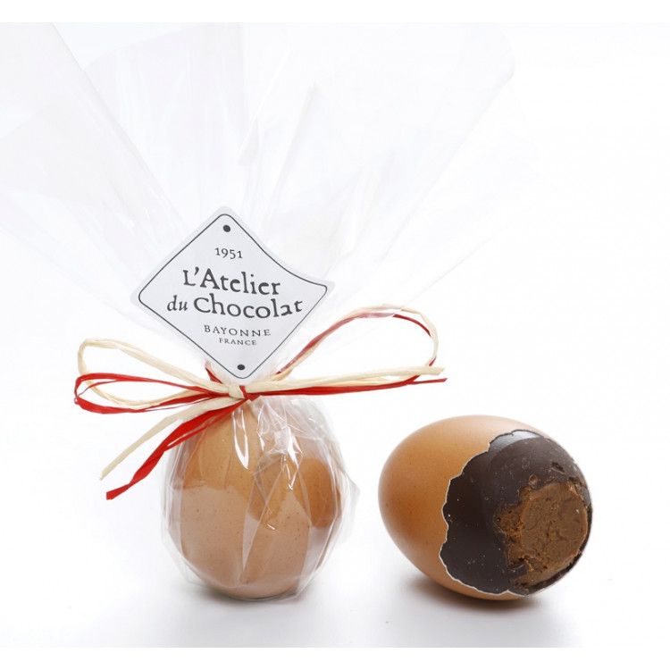 Oeuf Coquille Chocolat Noir Praliné Pâques livraison chocolats de pâques atelier du chocolat