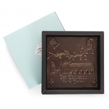 Carré de chocolat noir Châteaux de la Loire livraison coffret cadeau souvenir chocolat