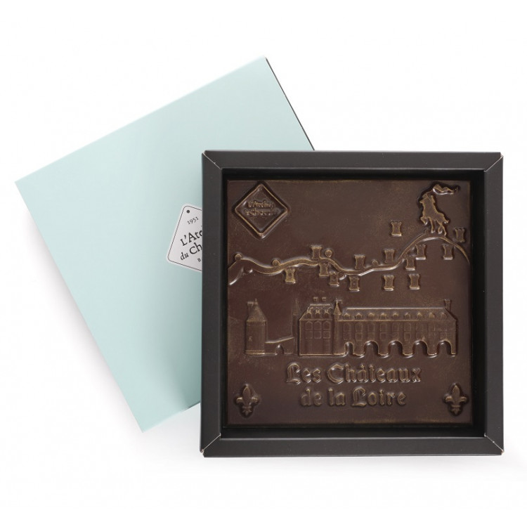 Carré de chocolat noir Châteaux de la Loire livraison coffret cadeau souvenir chocolat