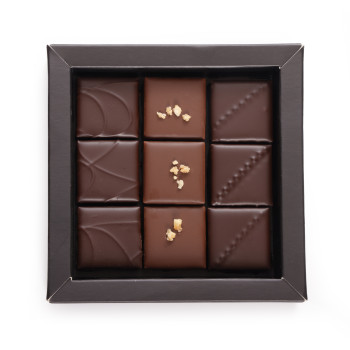 Coffret 9 bonbons ganaches pralinés chocolats amour livraison chocolat vasque sous 24h atelier du chocolat
