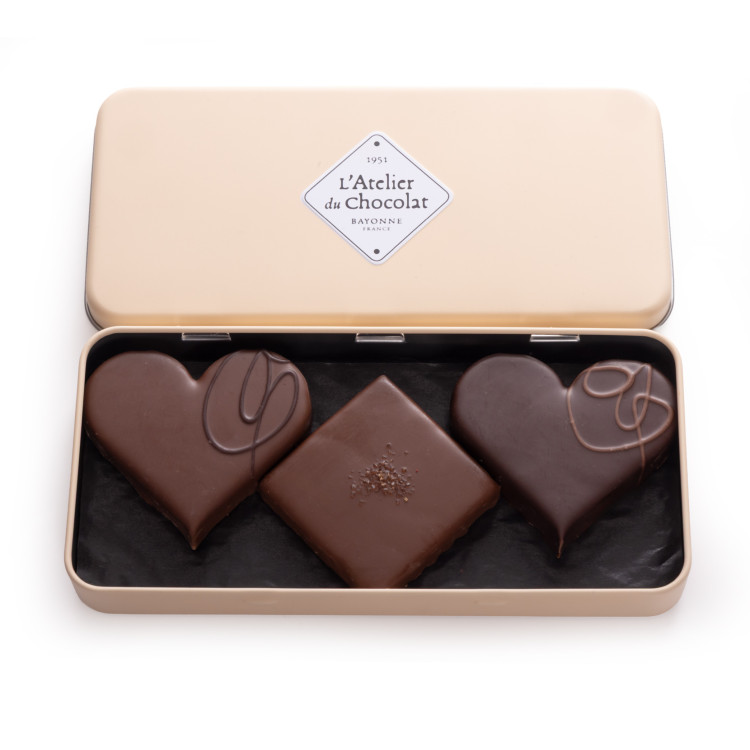 Plumier Amore bouchées praliné chocolat Saint-Valentin