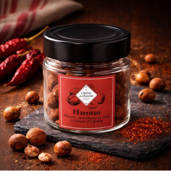 Noisettes caramélisées harritsu cacao piment d'Espelette