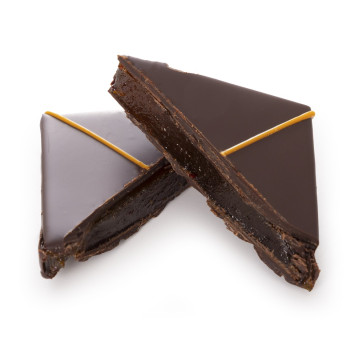 Bouchée mangue piment chocolat noir livraison chocolat artisanal cadeau chocolat ganache fruitée livraison sous 24h