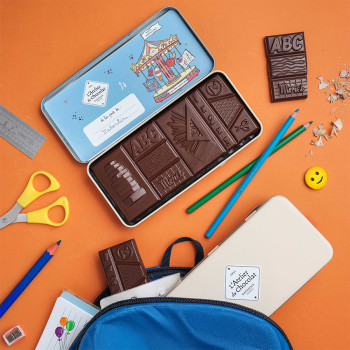 Plumier écolier chocolat au lait à personnaliser