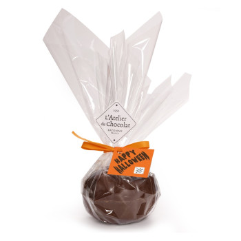 Moulage citrouille chocolat au lait garni de guimauves et fritures Halloween emballage